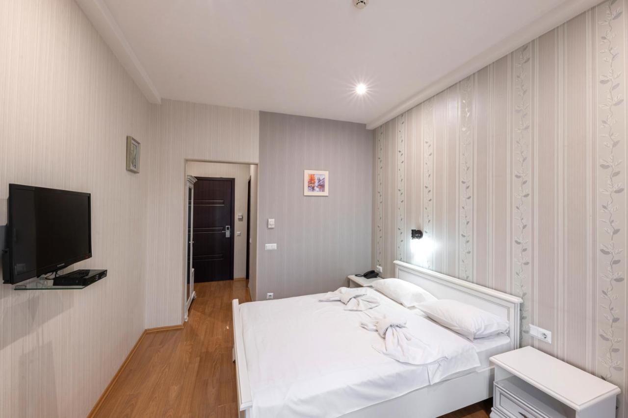 - Granada - Boutique Hotel - Tbilisi - Exterior foto