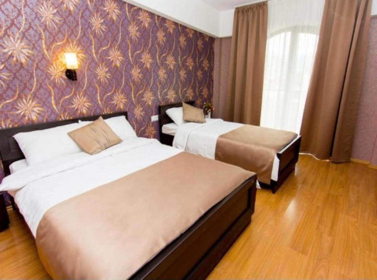 - Granada - Boutique Hotel - Tbilisi - Exterior foto
